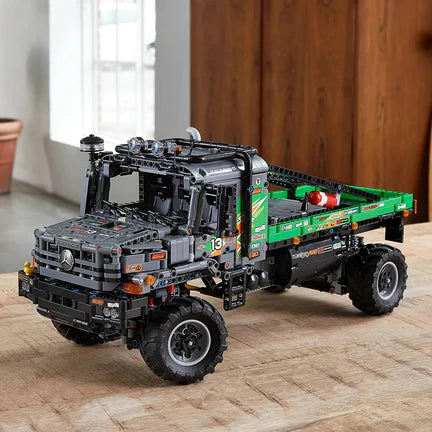 4x4 Mercedes-Benz Zetros Trial Truck